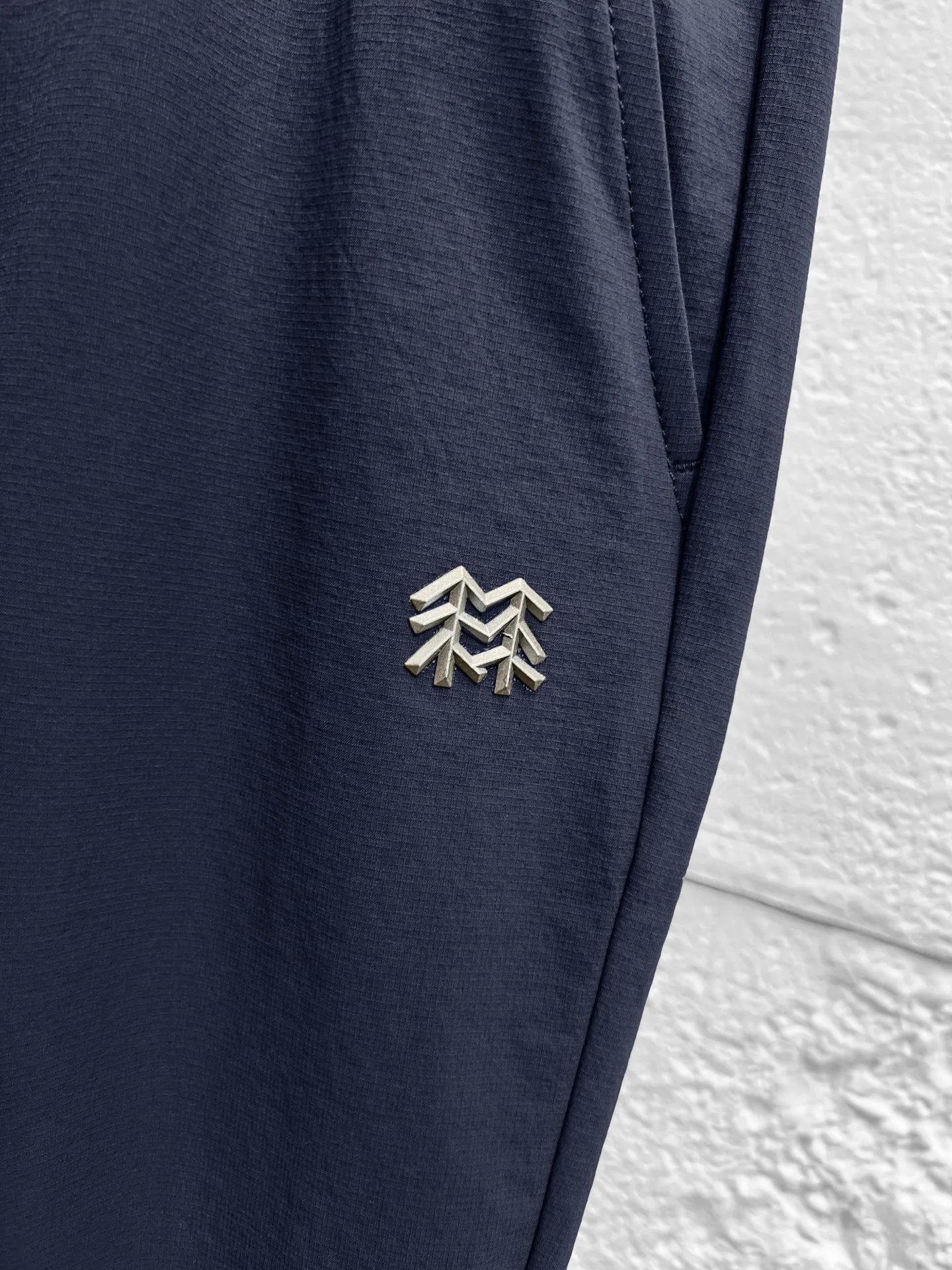 kolon sport Series ， ， ， ， ， ， + ， 。 ， ； Breathable ， 。 Khaki、 、 ， 。 、 ， ， ， 。 Size ， 。 ：Black/Khaki / Blue/ Gray Size：M-3XL
